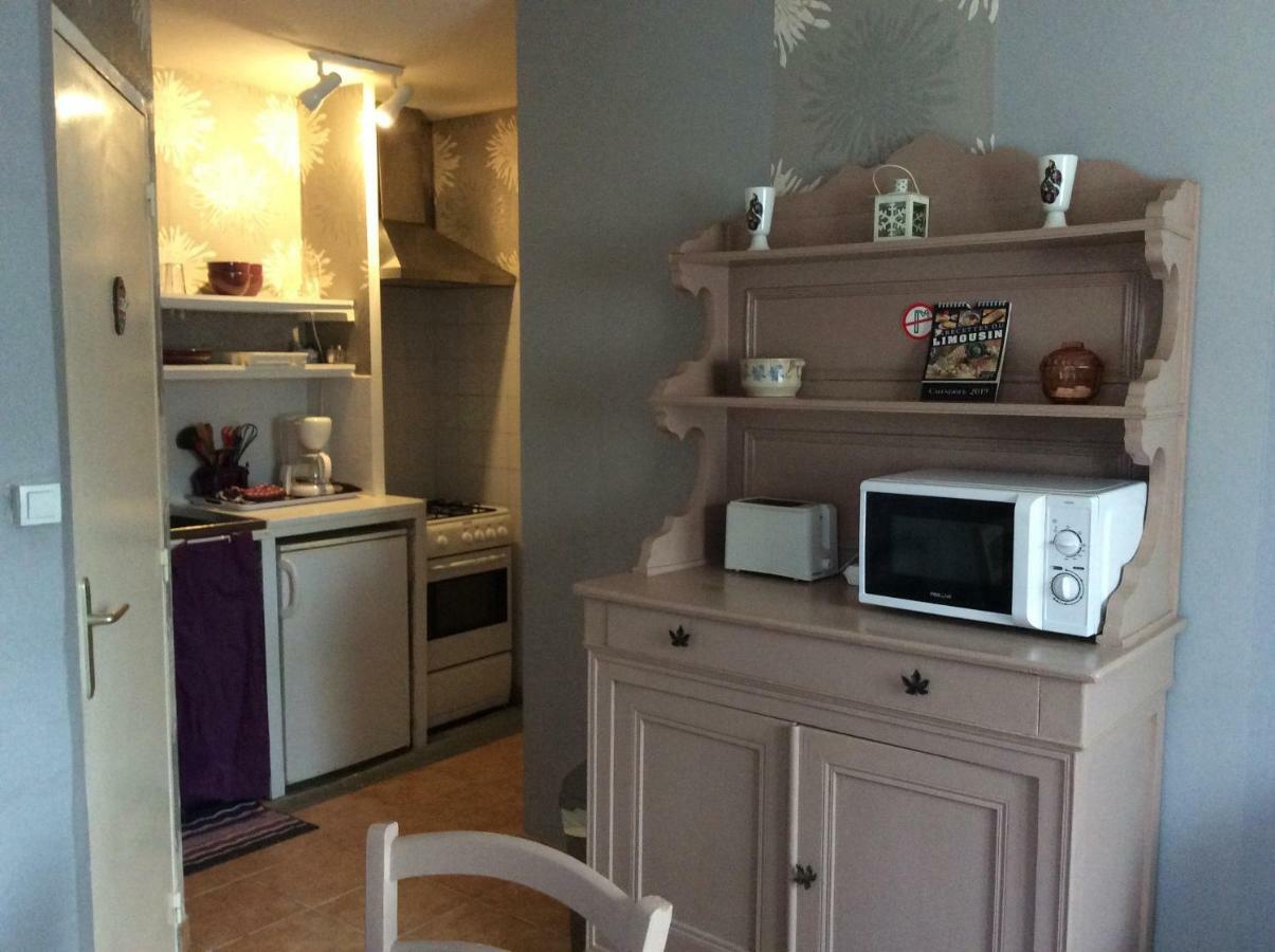 Appartement Vert, Compreignac מראה חיצוני תמונה